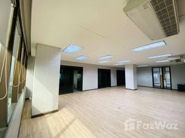 176 кв.м. Office for rent at Bangna Complex Office Tower, Bang Na