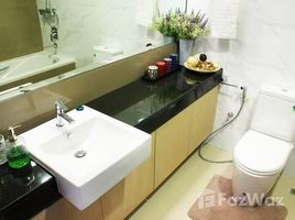 2 спален Кондо в аренду в Ploenruedee Residence, Lumphini