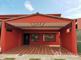 4 chambre Maison à vendre à Condominio Zona Rosa., Montes De Oca