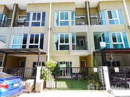 3 Bedroom Townhouse for sale at Bless Town Srinakarin - Namdang, Bang Kaeo