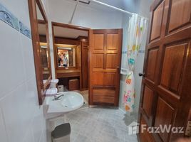 3 спален Кондо на продажу в Sai Rougn Residence, Патонг
