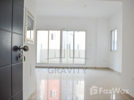 3 спален Квартира на продажу в Tower 1, Al Reef Downtown