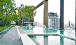 Communal Pool at Whizdom Avenue Ratchada - Ladprao