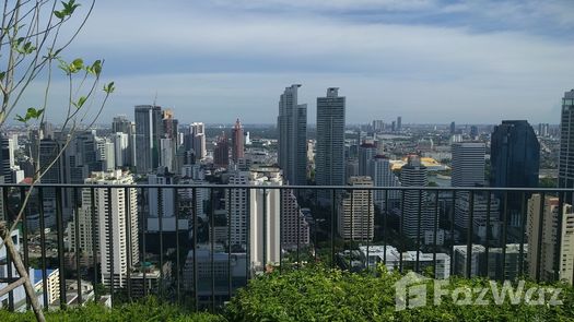 Photo 1 of the Communal Garden Area at Edge Sukhumvit 23