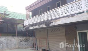 Дом, 10 спальни на продажу в Bo Haeo, Lampang 
