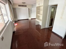 4 спален Дом for rent in Suan Plern Market, Khlong Tan, 