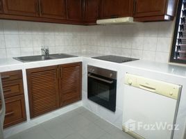 3 Bedroom Condo for rent at Baan Somthavil, Lumphini