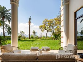 4 спален Вилла на продажу в Jumeirah Zabeel Saray, The Crescent