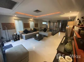 4 Schlafzimmer Reihenhaus zu verkaufen im Villa 49, Khlong Tan Nuea, Watthana