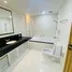 2 Bedroom Condo for rent at Empire Sawatdi, Khlong Toei Nuea