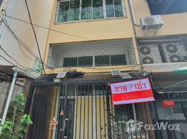 4 Schlafzimmer Reihenhaus zu vermieten in Bangkok, Suriyawong, Bang Rak, Bangkok