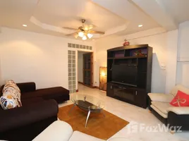 3 Bedroom Townhouse for sale in Chiang Mai, Chang Phueak, Mueang Chiang Mai, Chiang Mai