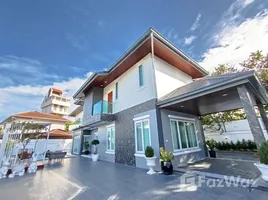 5 Schlafzimmer Villa zu verkaufen im Lake Side Court 3, Pong, Pattaya