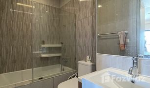 1 Bedroom Condo for sale in Phra Khanong Nuea, Bangkok Noble Reveal