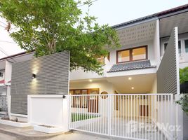 3 Bedroom Townhouse for rent at Khlongtan Nivet, Khlong Tan Nuea, Watthana