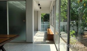 3 Bedrooms House for sale in Talat Phlu, Bangkok 