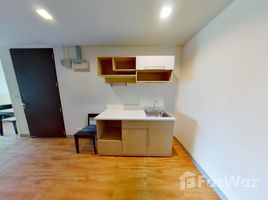 Estudio Departamento en alquiler en Click Denim, Khlong Tan Nuea