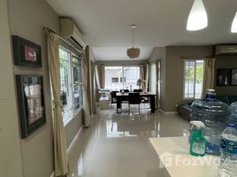 3 Bedroom House for sale at Mantana Rama 9-Srinakarin, Hua Mak