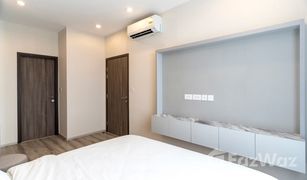 Кондо, 1 спальня на продажу в Bang Na, Бангкок Ideo Mobi Sukhumvit 66