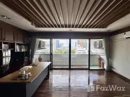 3 Bedroom Condo for sale at Kiarti Thanee City Mansion, Khlong Toei Nuea