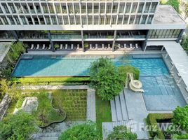 2 Bedroom Condo for sale at Noble Ploenchit, Lumphini