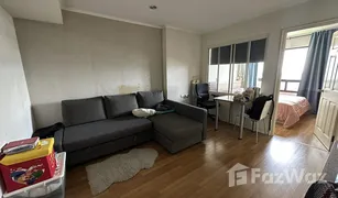 1 Bedroom Condo for sale in Dao Khanong, Bangkok Lumpini Place Ratchada-Thapra