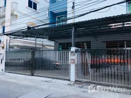 บ้านเดี่ยว 2 ห้องนอน ให้เช่า ในทำเล สามเสนนอก, กรุงเทพมหานคร, สามเสนนอก