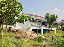 6 Bedrooms Villa for sale in Ko Pha-Ngan, Koh Samui 2 Villas + Studio + Bungalow in Haad Thong Lang on 2 Rai Plot