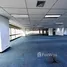 877.50 SqM Office for rent at Serm Mit Tower, Khlong Toei Nuea