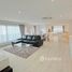 2 спален Кондо в аренду в Silom Condominium, Si Lom