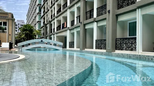 Fotos 5 of the Communal Pool at Dusit Grand Park 2