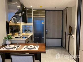 1 спален Квартира в аренду в The Reserve Sukhumvit 61, Khlong Tan Nuea