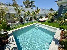 ขายวิลล่า 2 ห้องนอน ในโครงการ ลา วัลเล่ วิลเลจ ทาวน์ 2, หินเหล็กไฟ