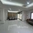 3 спален Дом for sale in Phra Khanong Nuea, Бангкок, Phra Khanong Nuea