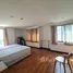 1 Bedroom Apartment for sale at Pearl Garden, Si Lom, Bang Rak, Bangkok
