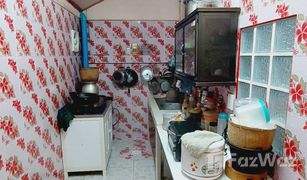 Таунхаус, 2 спальни на продажу в Pluak Daeng, Районг 