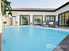 4 Schlafzimmer Villa zu verkaufen im Rattanakorn Village 18, Na Kluea, Pattaya, Chon Buri