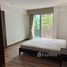2 Schlafzimmer Appartement zu vermieten im Baan Rom Yen Ekkamai 2, Khlong Toei, Khlong Toei, Bangkok