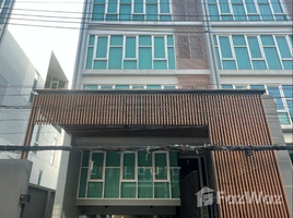 ขายทาวน์เฮ้าส์ 2 ห้องนอน ในโครงการ ฮอฟ สุขุมวิท 101/1, บางจาก, พระโขนง, กรุงเทพมหานคร, ไทย