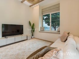 3 спален Квартира на продажу в Al Msalli, Shoreline Apartments