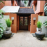 3 спален Дом в аренду в Raintree Village Apartment, Khlong Tan Nuea