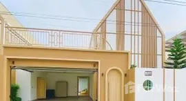 Verfügbare Objekte im Narita Villa
