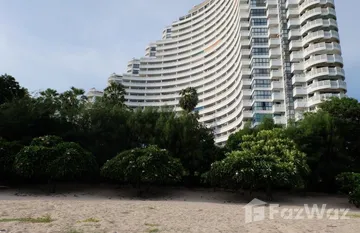 Payoon Garden Cliff Condominium in Ban Chang, Rayong