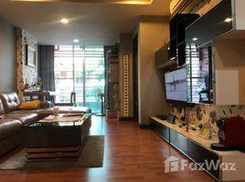 1 Habitación Departamento en venta en The Kris Ratchada 17, Din Daeng