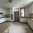 3 Bedroom Apartment for rent at Sriratana Mansion 2, Khlong Toei Nuea