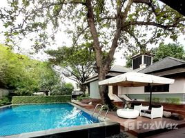5 Bedrooms House for rent in Khlong Tan Nuea, Bangkok Single-Storey House with Private Pool in Ekkamai 22