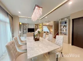 วิลล่า 5 ห้องนอน ให้เช่า ในโครงการ เพอร์เฟค มาสเตอร์พีซ สุขุมวิท 77, ราชาเทวะ