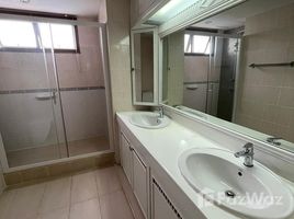 4 спален Кондо в аренду в Charan Tower, Khlong Tan Nuea