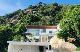 A Beautiful Modern Tropical Sea-View Villa for Sale in Lamai