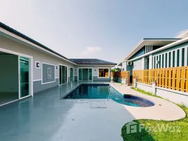 ขายวิลล่า 4 ห้องนอน ใน ศรีสุนทร, ภูเก็ต, ศรีสุนทร